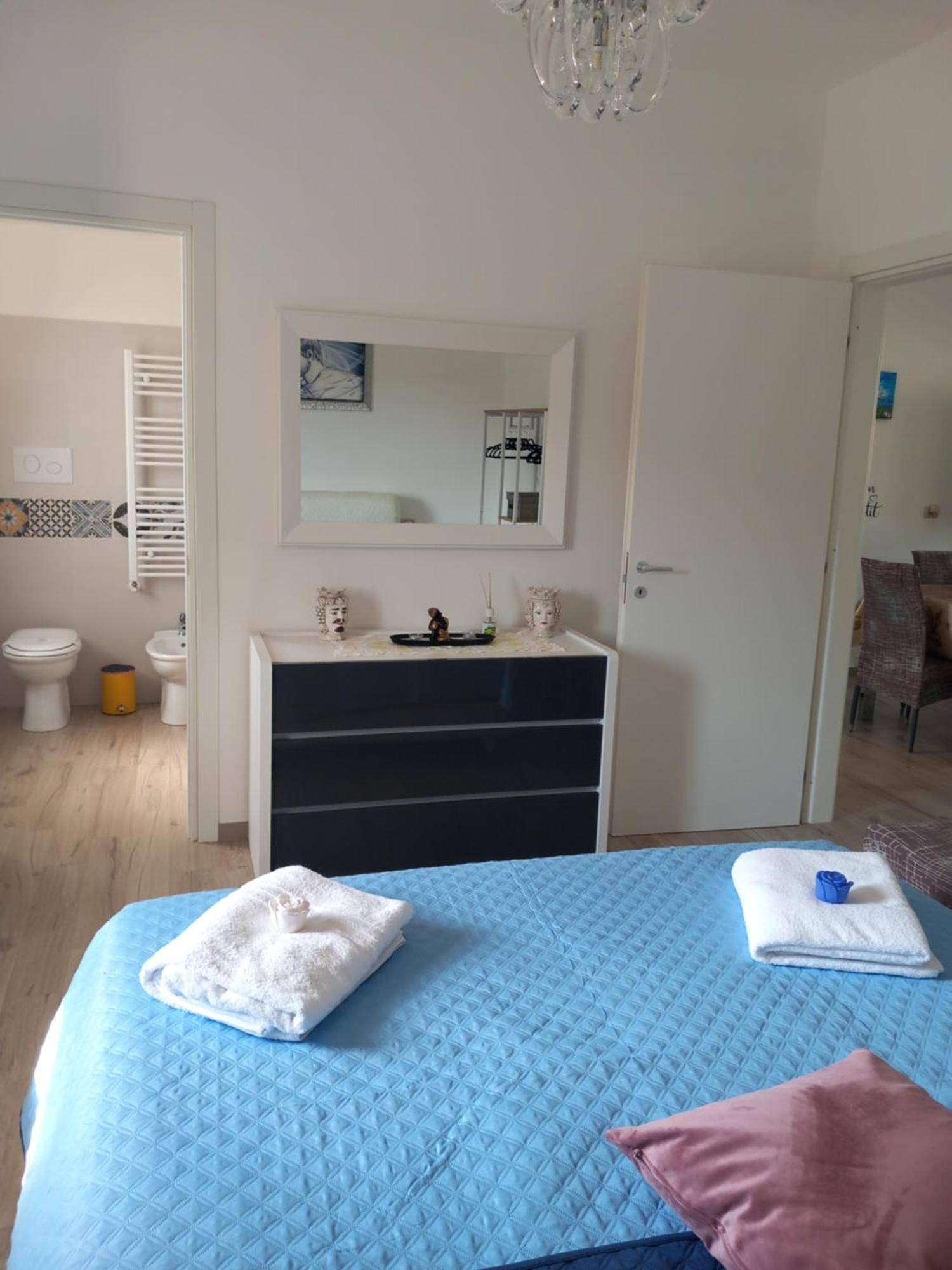 Apartamento Il Tramonto Capaci Habitación foto